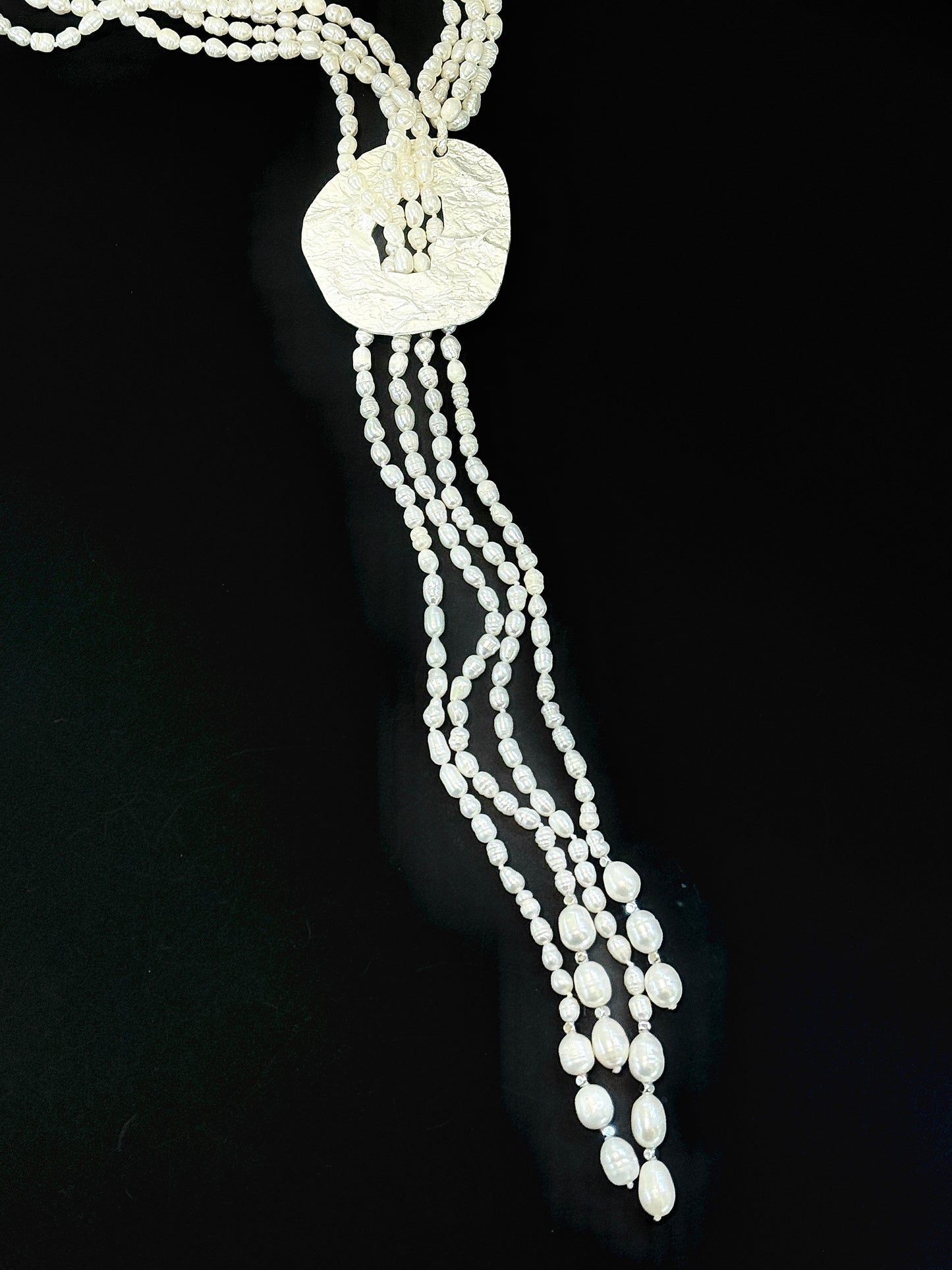 Rich Pearl Necklace - Rivulet