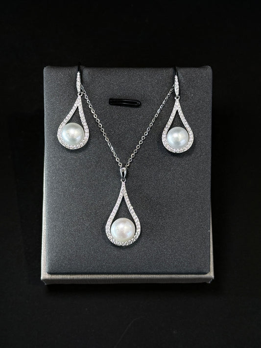 Sterling Silver Set - Tear of Elegance